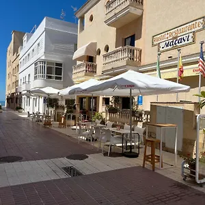 Macavi Hotel